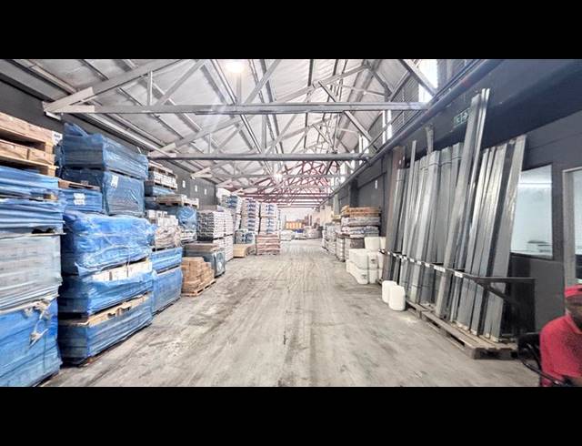 INDUSTRIAL PROPERTY TO RENT IN PAARDEN EILAND